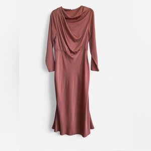 Elegant Mauve Long Sleeve Dress